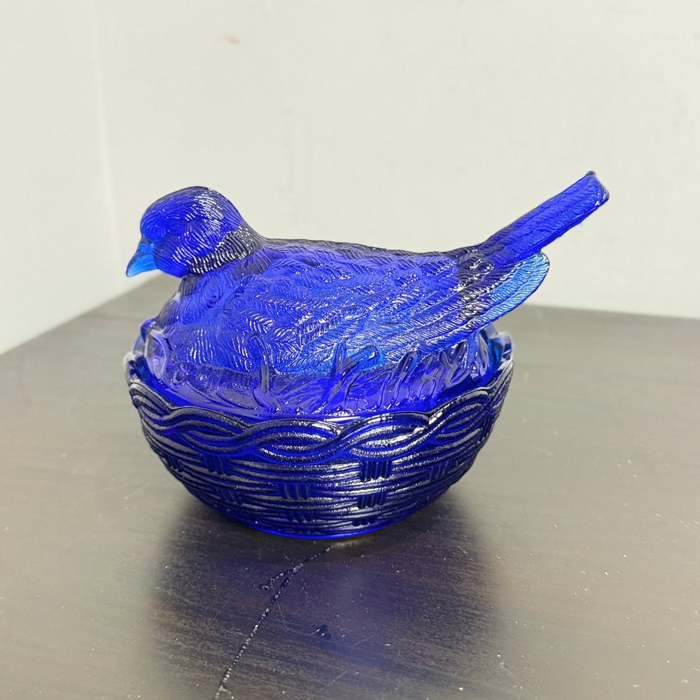 Vintage Cobalt Blue Glass Dove Bird on Nest Trinket Dish Lidded Candy Bowl